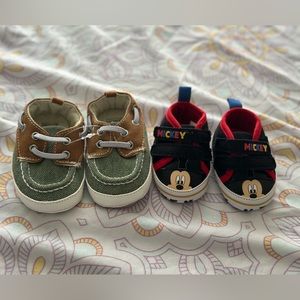 Mickey Mouse (NB ) & green shoe ( carters ) (3-6 )